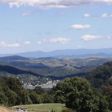 L'auvergnate Semesterbostad