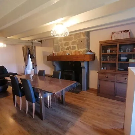 L'auvergnate Semesterbostad Chambon-sur-Lac